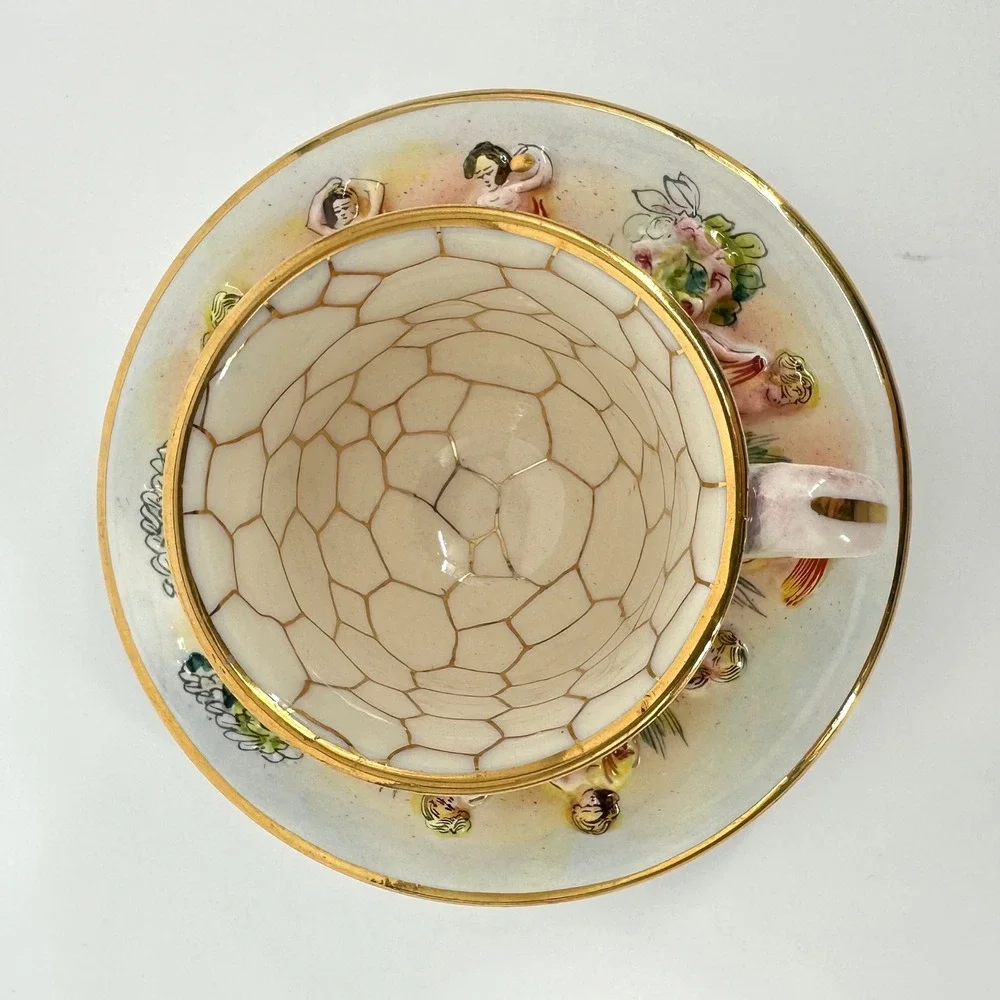 Vintage‎ CAPODIMONTE Italian Porcelain Demitasse Cup Saucer Cherub Gold Trim
